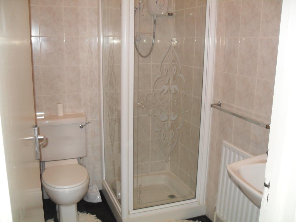 Longfield Guest House Dover Oda fotoğraf