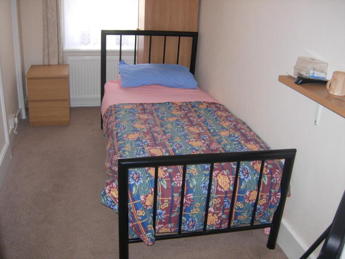 Longfield Guest House Dover Dış mekan fotoğraf
